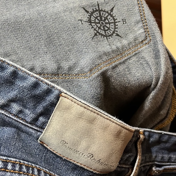 Tommy Bahama Cayman 40x32 Jeans - Picture 5 of 7